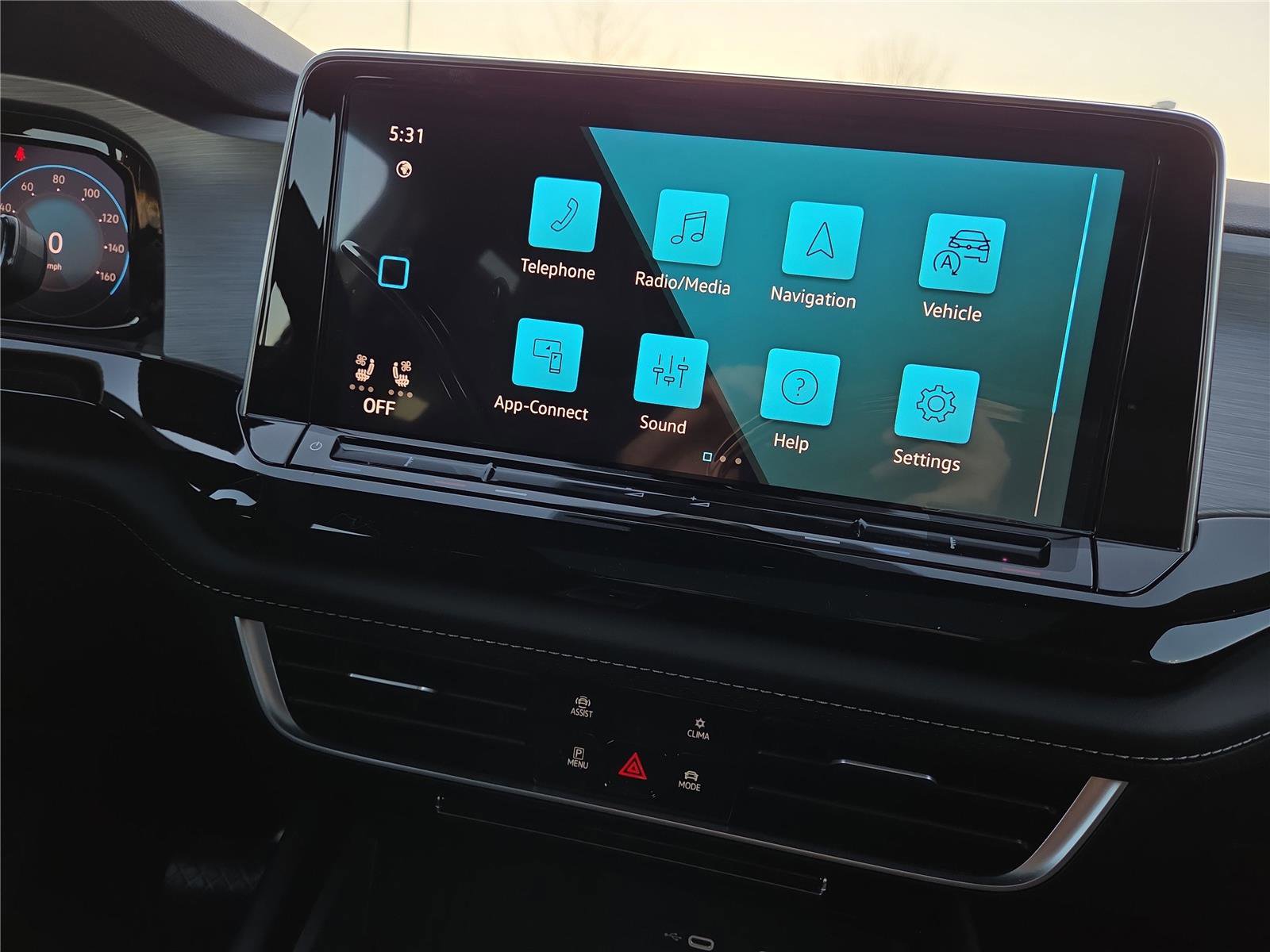 New 2026 Volkswagen Atlas Cross Sport SE image 18