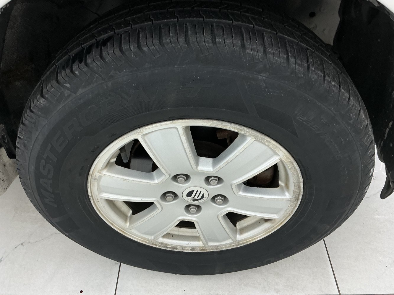 Used 2010 Mercury Mariner 2WD image 20