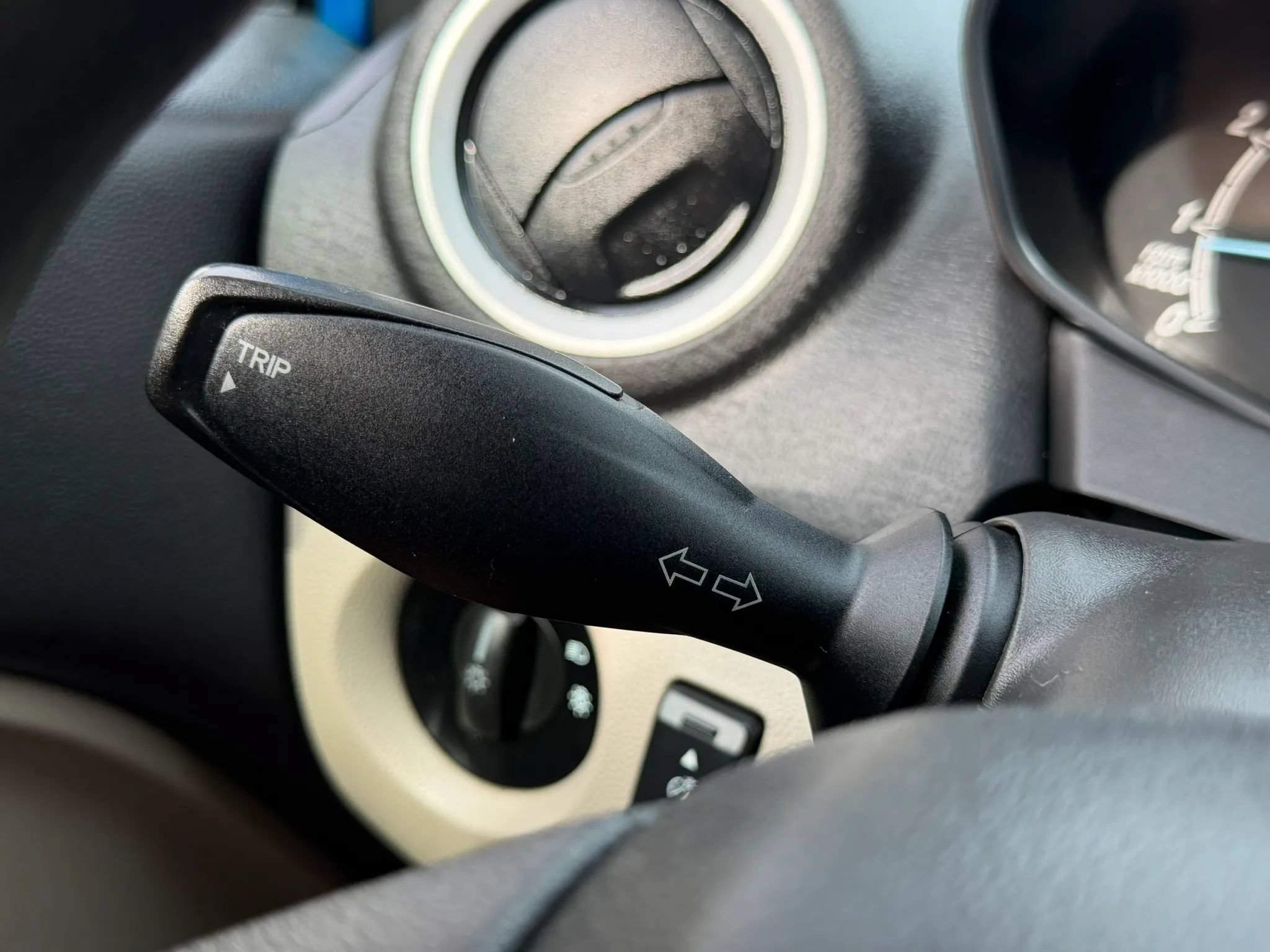 Used 2017 Ford Fiesta SE FWD image 20