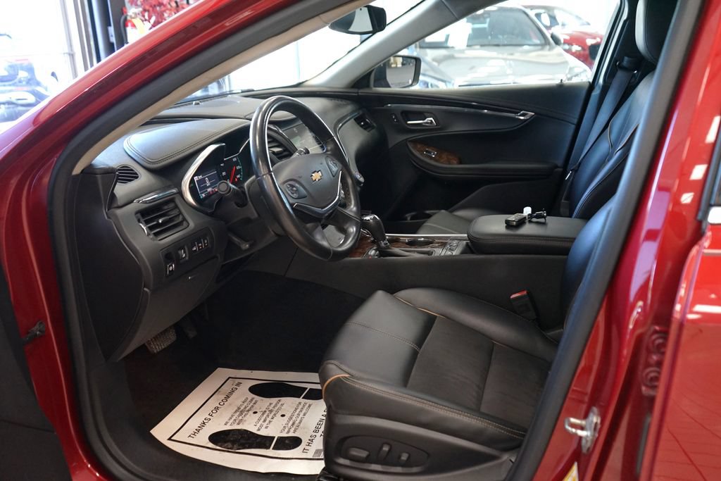 Used 2015 Chevrolet Impala LT FWD image 23