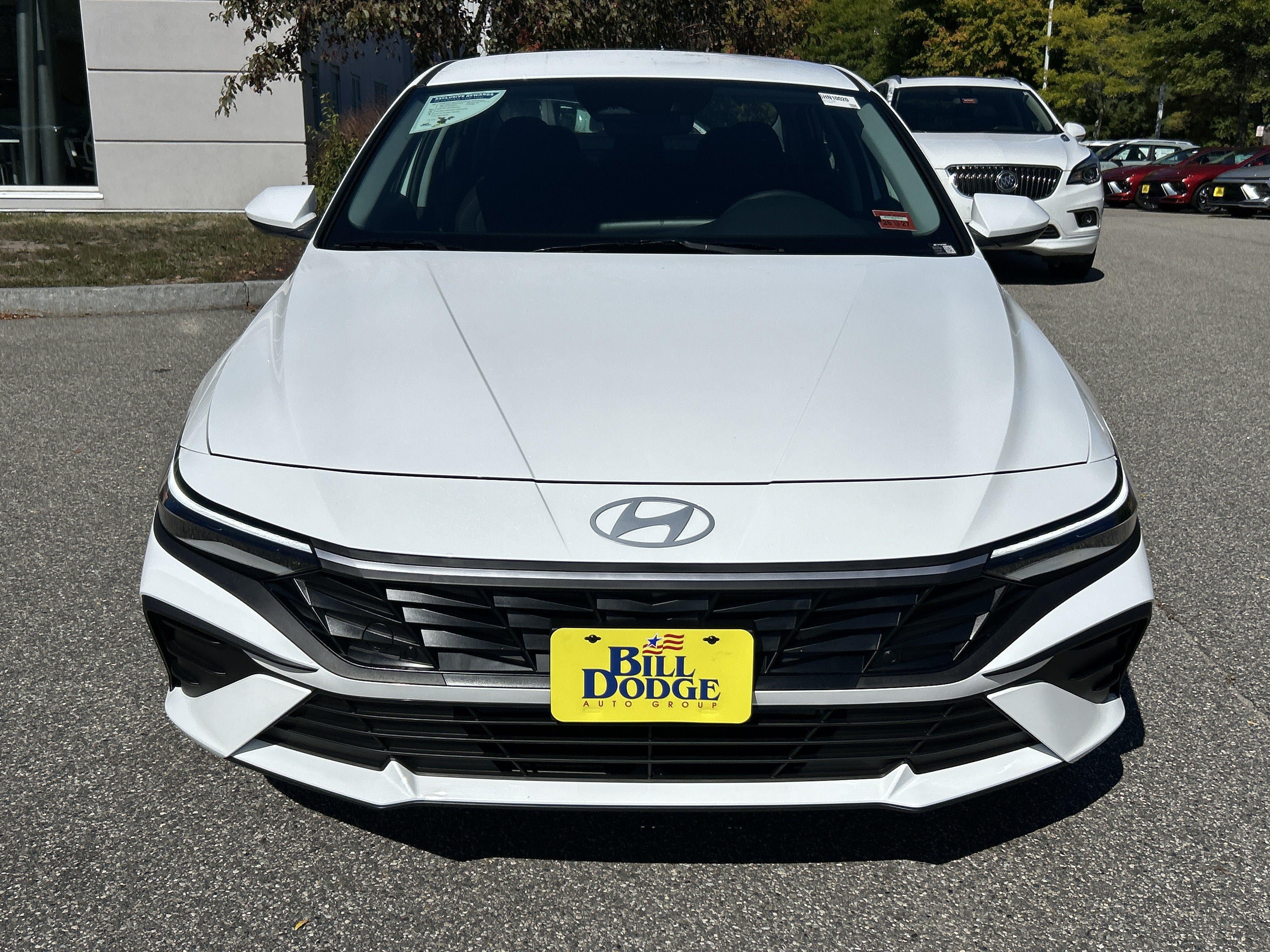 New 2026 Hyundai Elantra SE FWD image 28