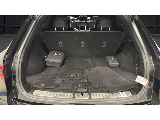 Used 2024 Genesis GV70 2.5T w/ Sport Prestige Package AWD/4WD image 26