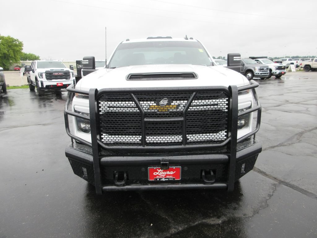 Used 2024 Chevrolet Silverado 2500 Custom w/ Custom Value Package AWD/4WD image 13