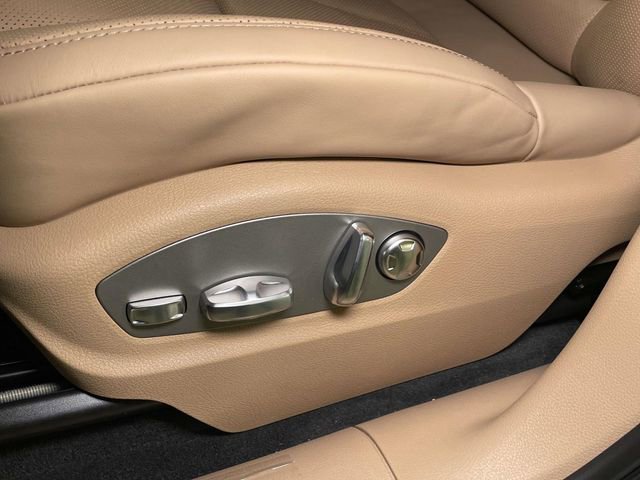 New 2026 Porsche Macan image 17