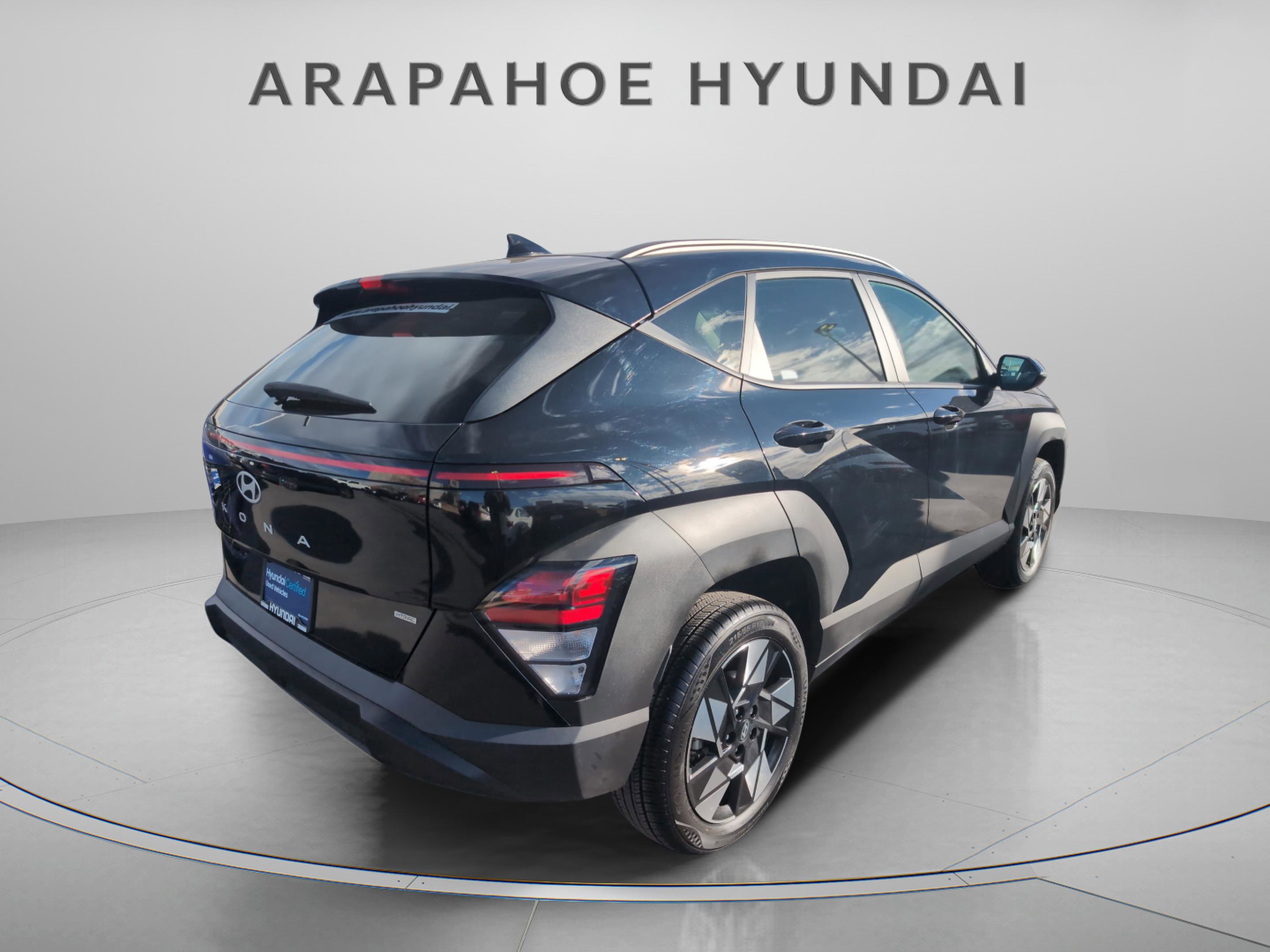 Used 2025 Hyundai Kona SEL image 6