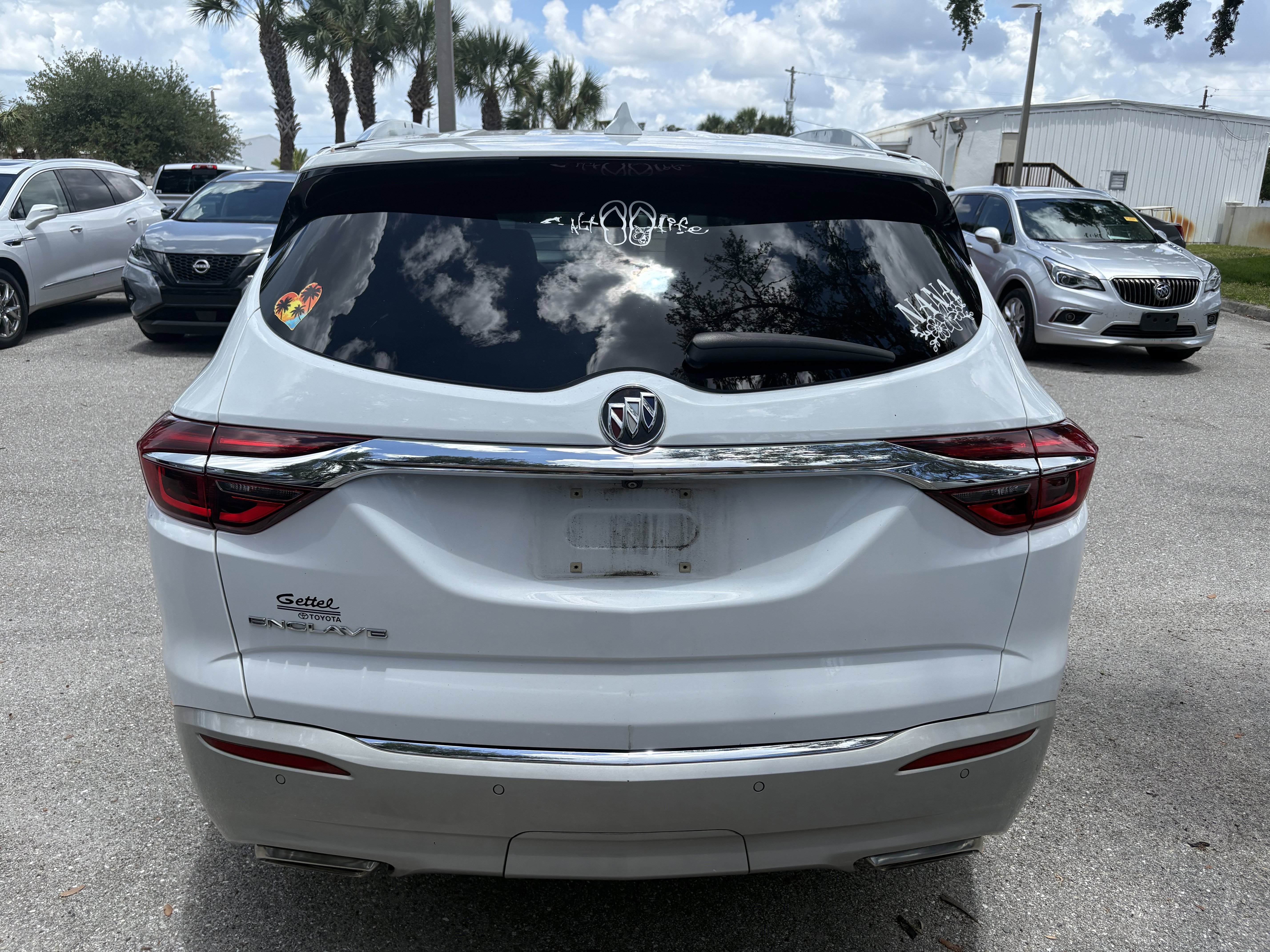 Used 2020 Buick Enclave Essence FWD image 6