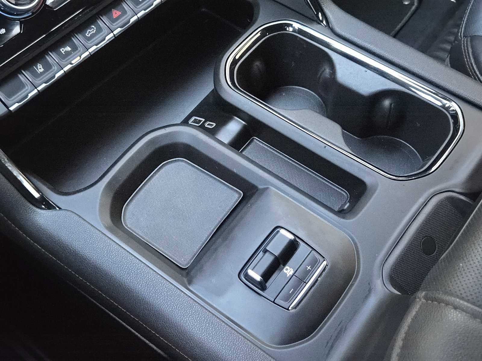 Certified 2025 GMC Sierra 2500 AT4 w/ Technology Package image 20