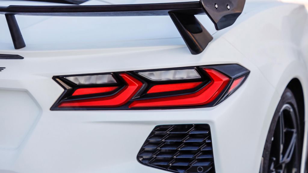 Used 2024 Chevrolet Corvette Stingray Premium Conv w/ Stealth Interior Trim Package image 10