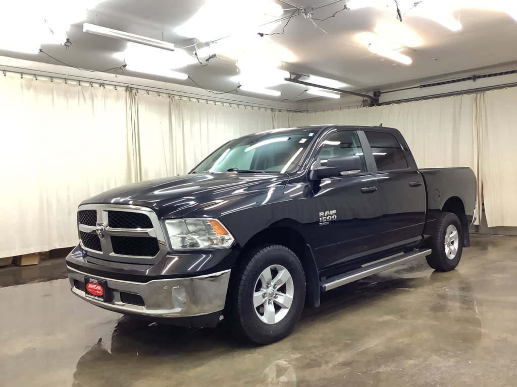 Used 2019 RAM 1500 Classic SLT w/ Luxury Group