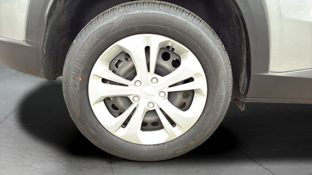 Certified 2024 Chevrolet Trax LS w/ Driver Confidence Package image 29