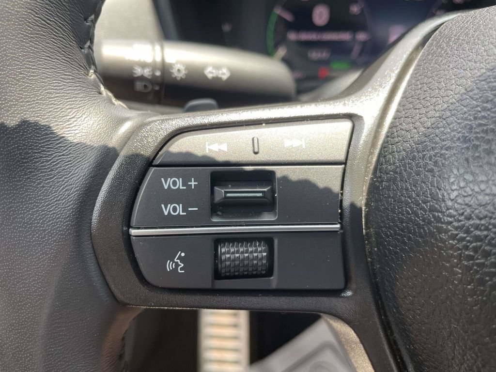 Used 2025 Honda Accord Sport image 27