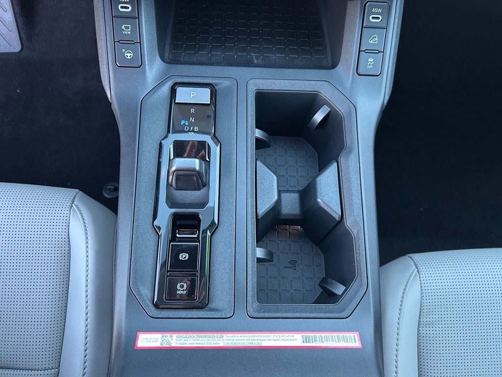 Used 2026 Toyota RAV4 SE w/ Convenience Package AWD/4WD image 17