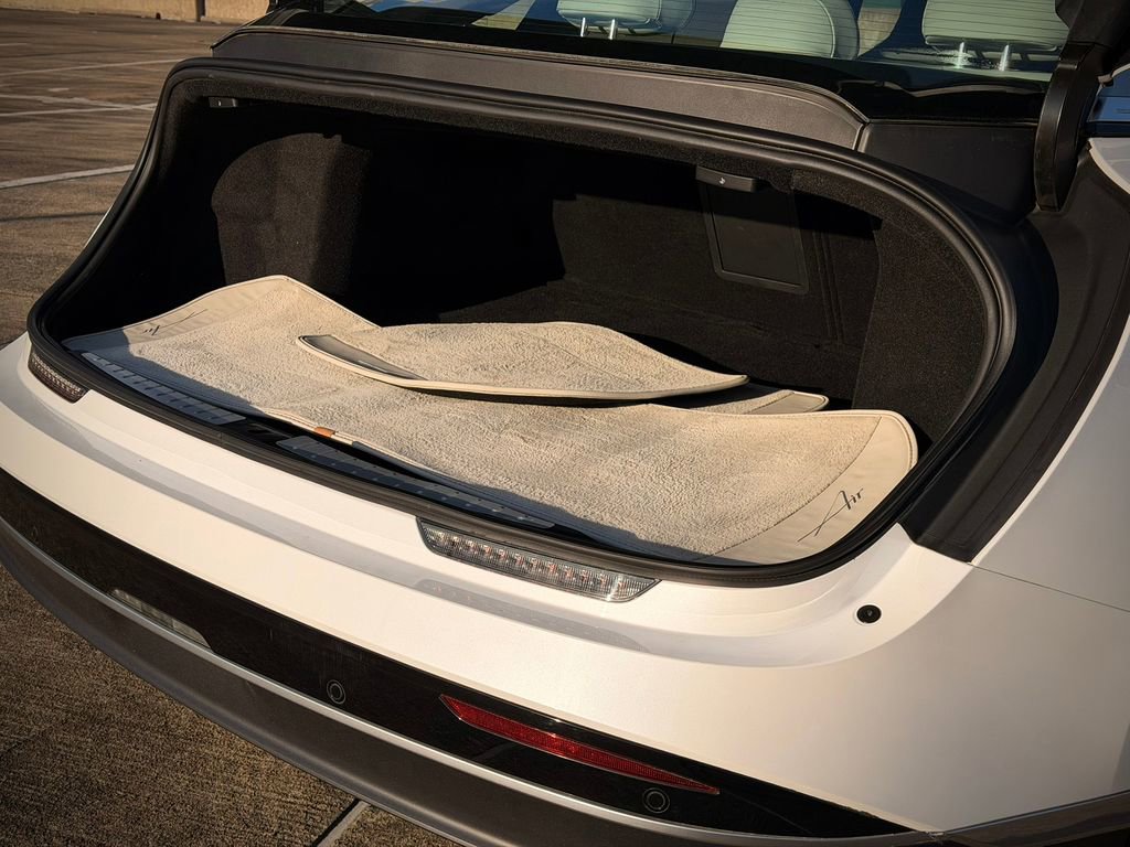 Used 2023 Lucid Air Grand Touring image 13