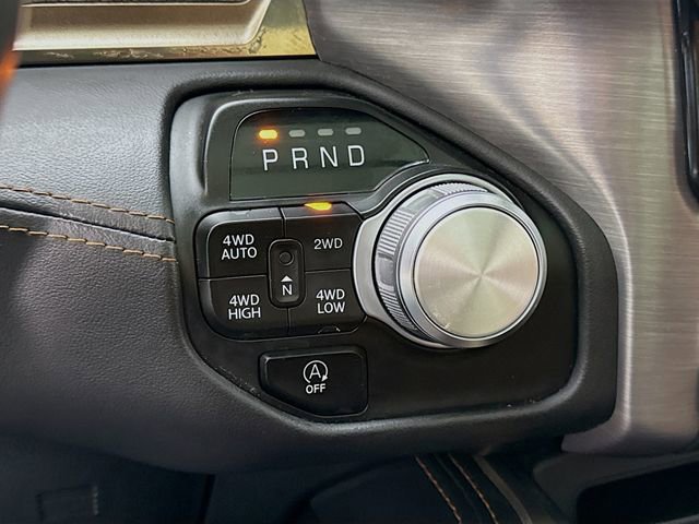 Used 2022 RAM 1500 Limited w/ Body Color Bumper Group image 17