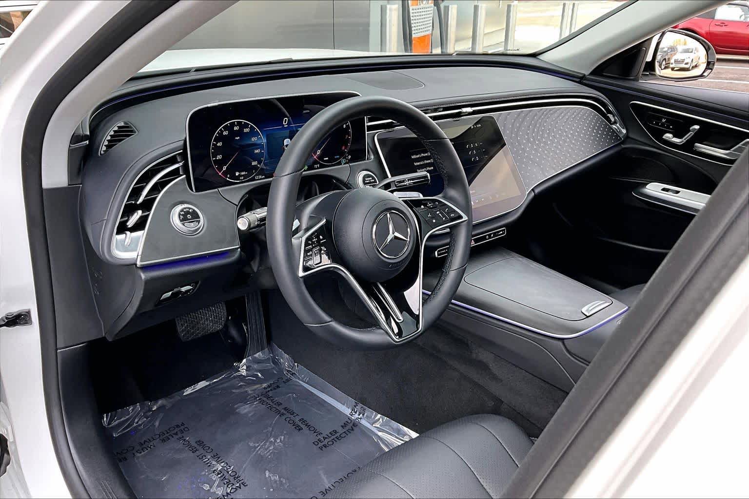 Used 2025 Mercedes-Benz E 350 4MATIC Sedan image 17