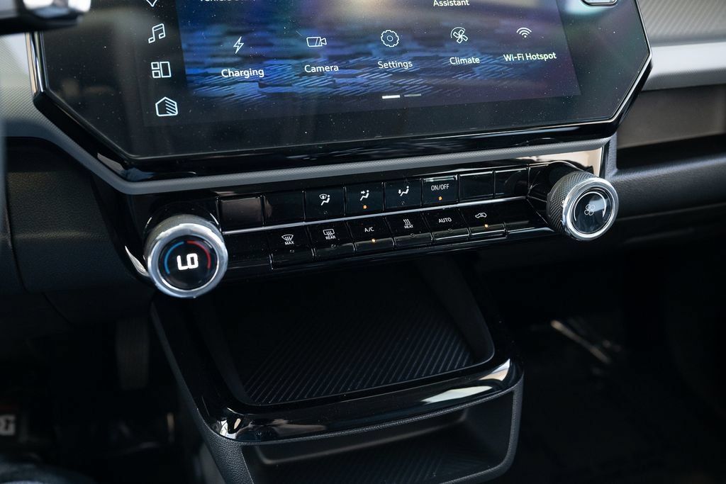 New 2027 Chevrolet Bolt LT FWD image 27