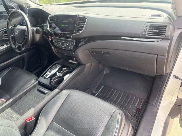 Used 2019 Honda Pilot Elite image 17