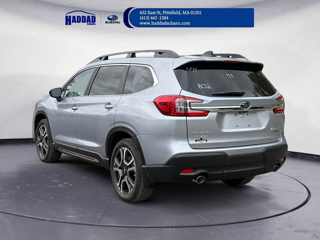 New 2025 Subaru Ascent Limited image 3