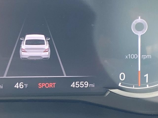 Used 2025 Genesis G70 2.5T AWD/4WD image 12