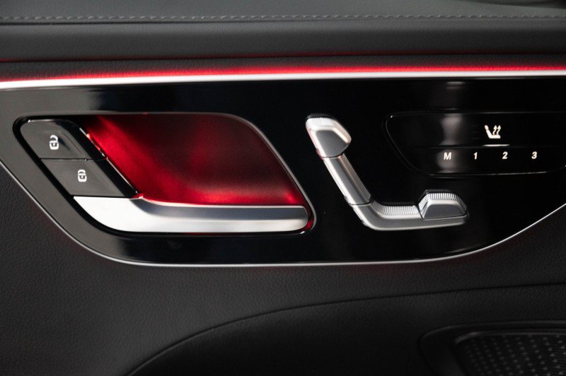 New 2026 Mercedes-Benz C 300 4MATIC Sedan image 18