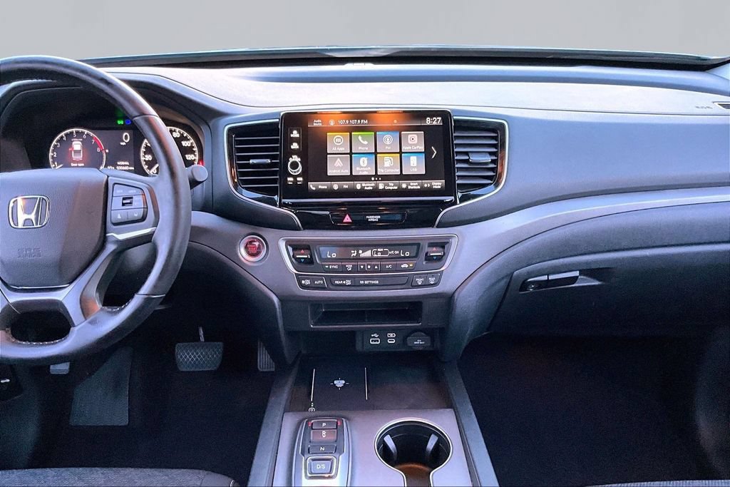 Used 2024 Honda Ridgeline Sport image 9