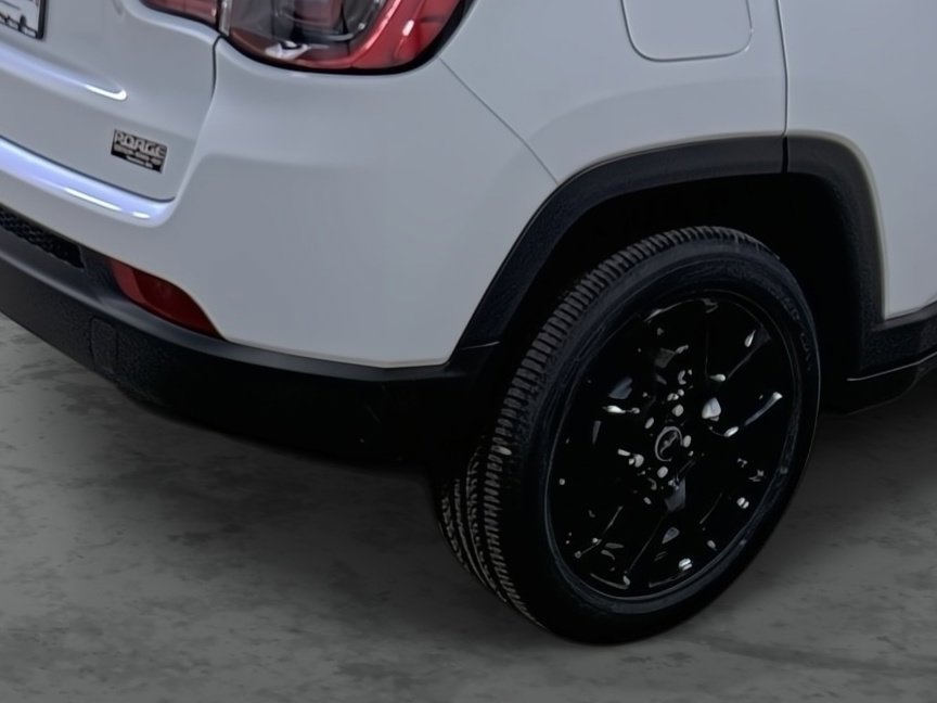 New 2026 Jeep Compass Latitude image 12