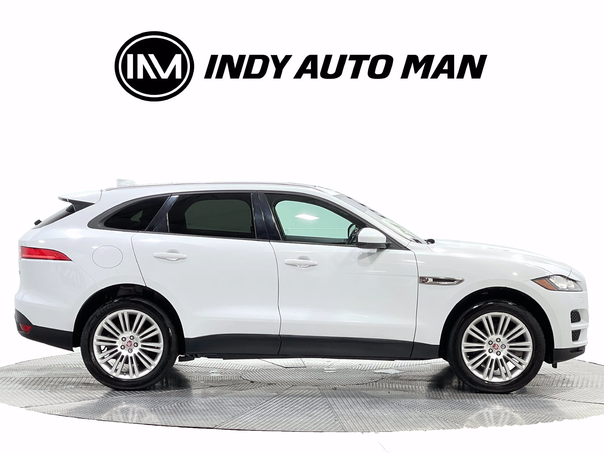 Used 2018 Jaguar F-PACE Premium AWD/4WD image 3