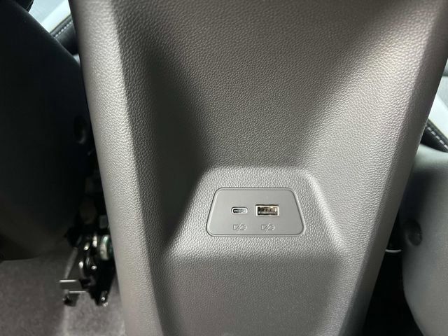 New 2025 Buick Envision Sport Touring image 15