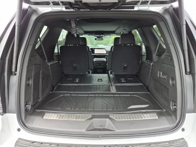 New 2026 Chevrolet Tahoe Z71 w/ Comfort Package AWD/4WD image 29