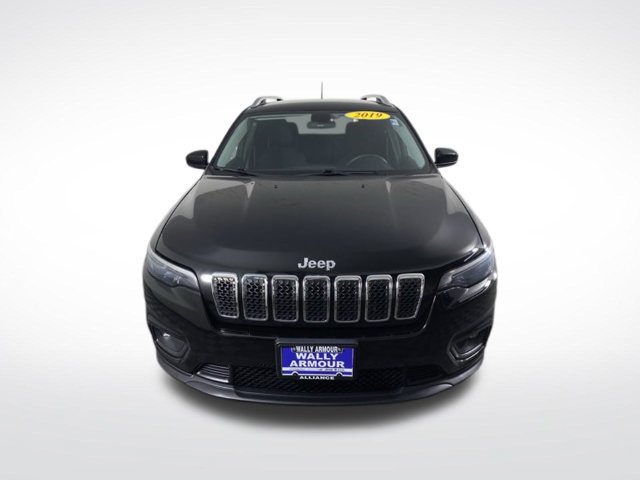 Used 2019 Jeep Cherokee Latitude w/ Popular Appearance Group AWD/4WD image 12