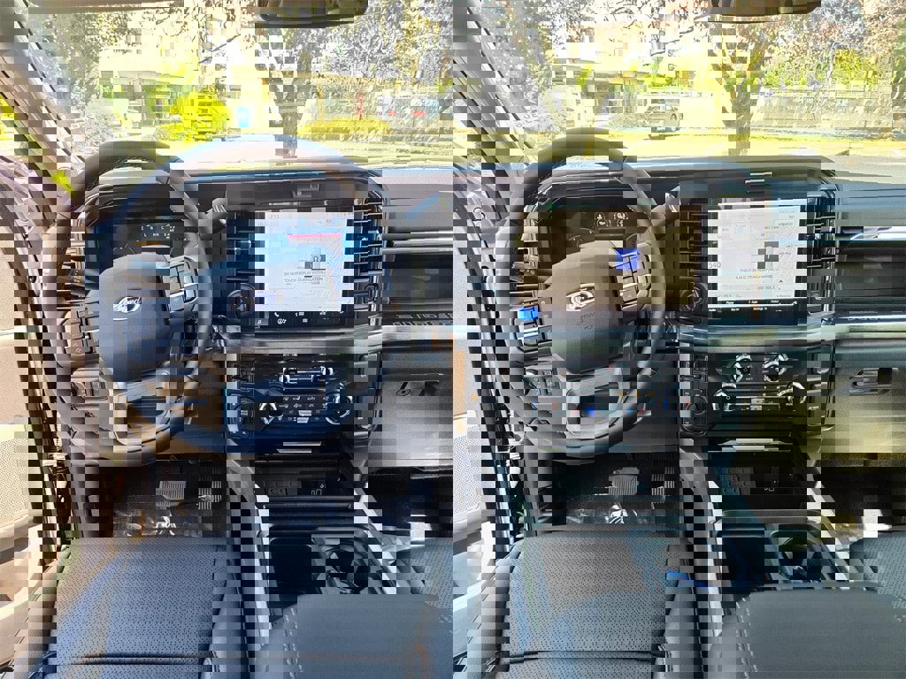 New 2025 Ford F350 Lariat w/ Lariat Ultimate Package image 10