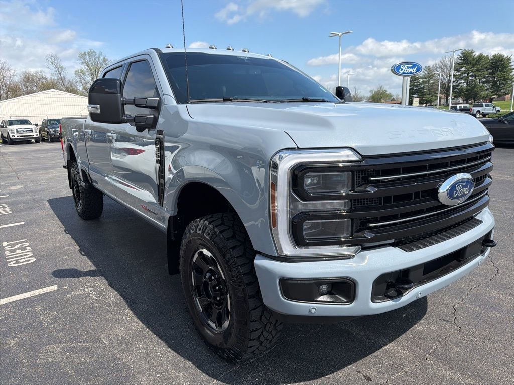 Used 2026 Ford F350 Platinum w/ Tremor Off-Road Package image 7