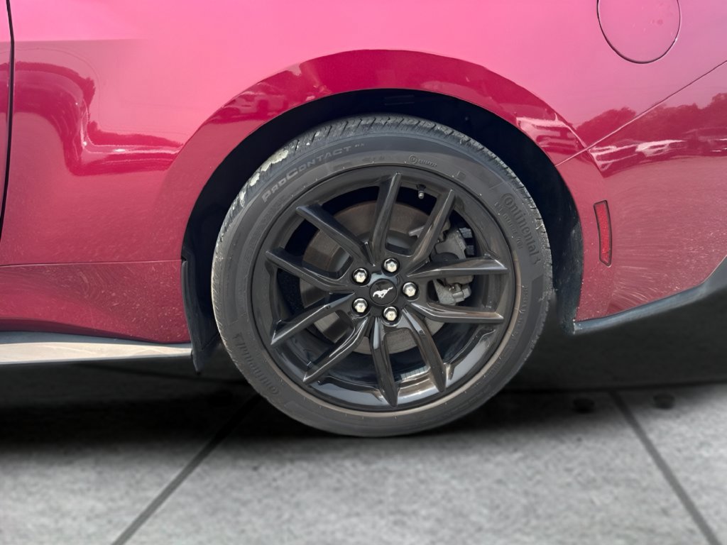 Used 2025 Ford Mustang GT Premium RWD image 21