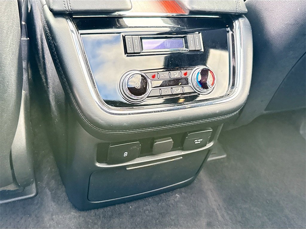 Used 2021 Lincoln Navigator Reserve image 28