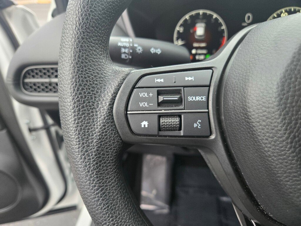 Certified 2024 Honda HR-V LX image 24