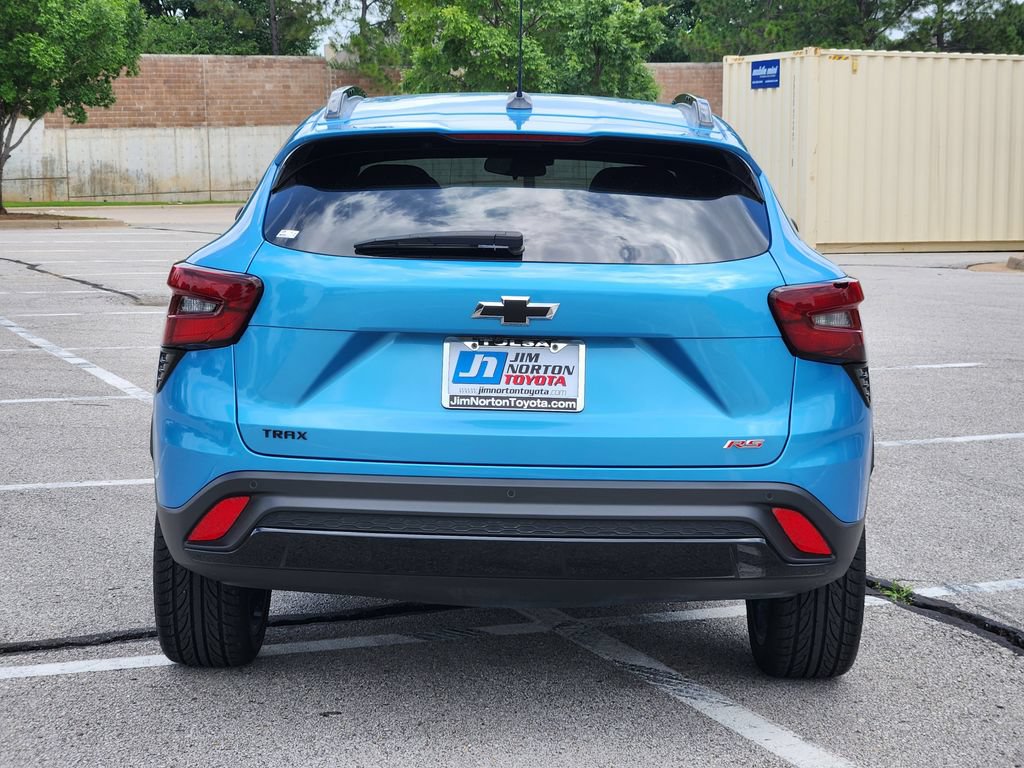 Used 2025 Chevrolet Trax RS w/ Driver Confidence Package FWD image 6