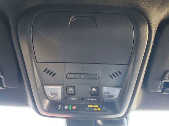 Certified 2023 Cadillac XT4 Premium Luxury w/ Cold Weather Package image 40