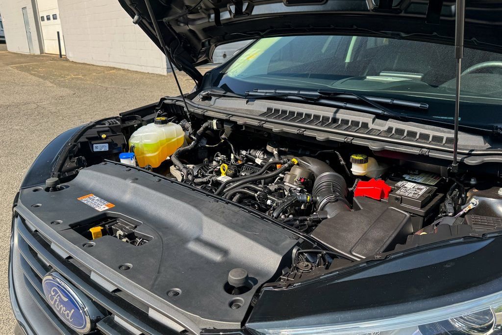 Certified 2022 Ford Edge SEL w/ Sport Appearance Package image 35