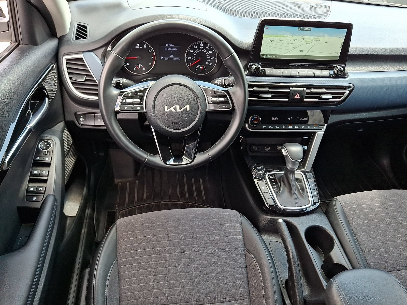 Used 2022 Kia Seltos Nightfall Edition AWD/4WD image 12