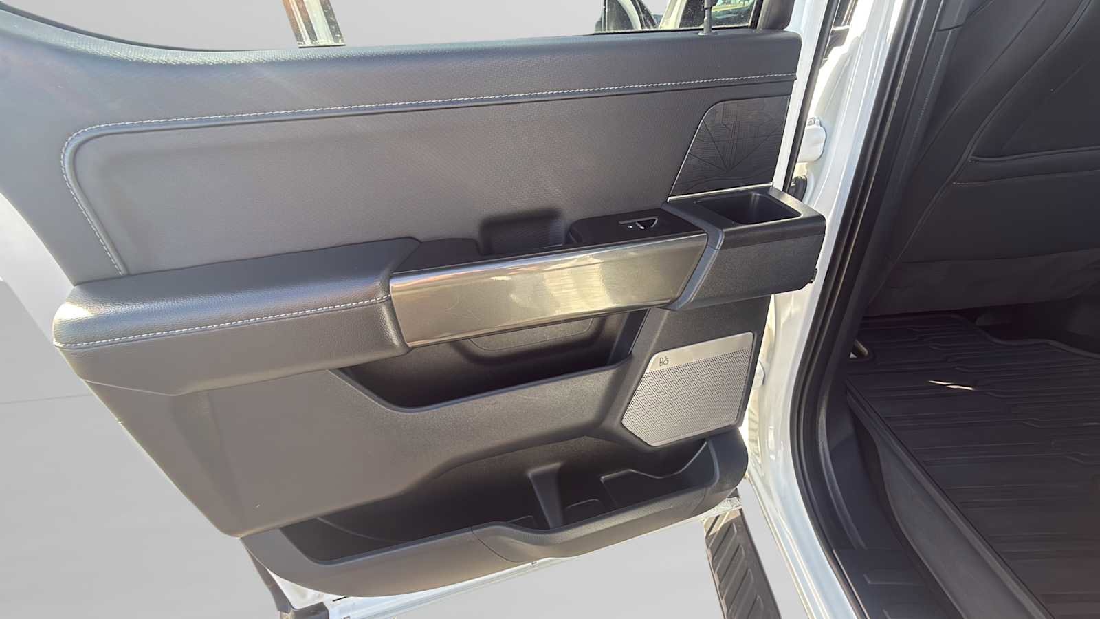 Used 2022 Ford F150 XLT w/ Equipment Group 302A High image 37