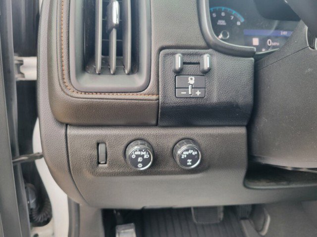 Used 2022 GMC Canyon AT4 w/ Driver Alert Package image 13