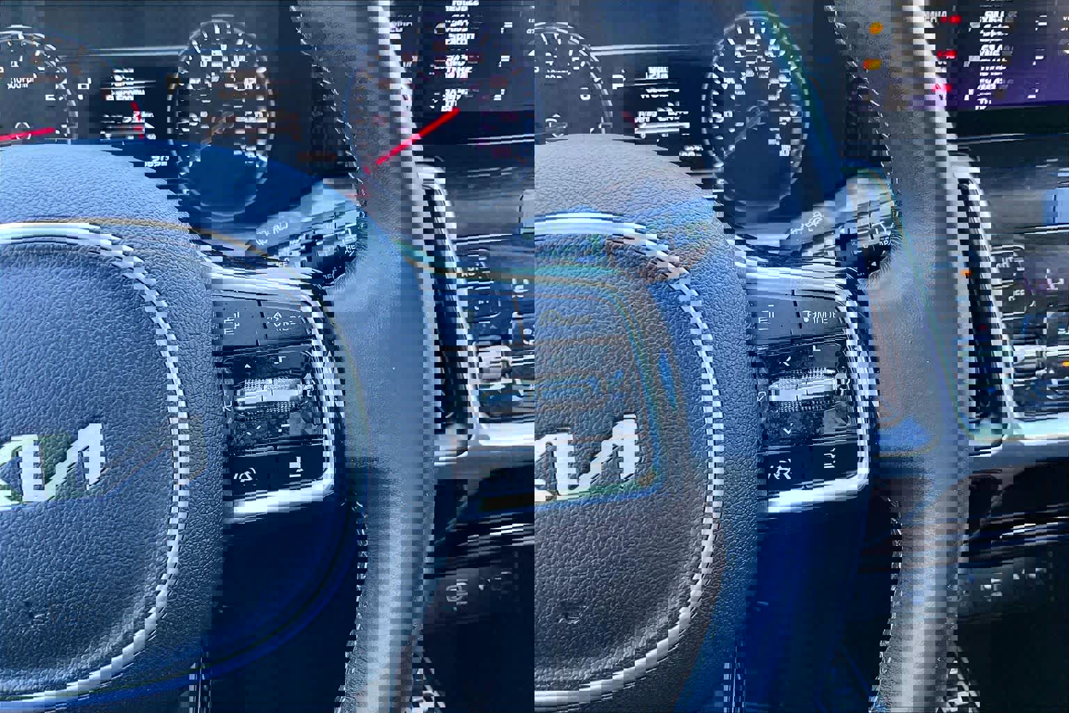 Used 2023 Kia Sorento EX w/ Panoramic Sunroof Package image 25