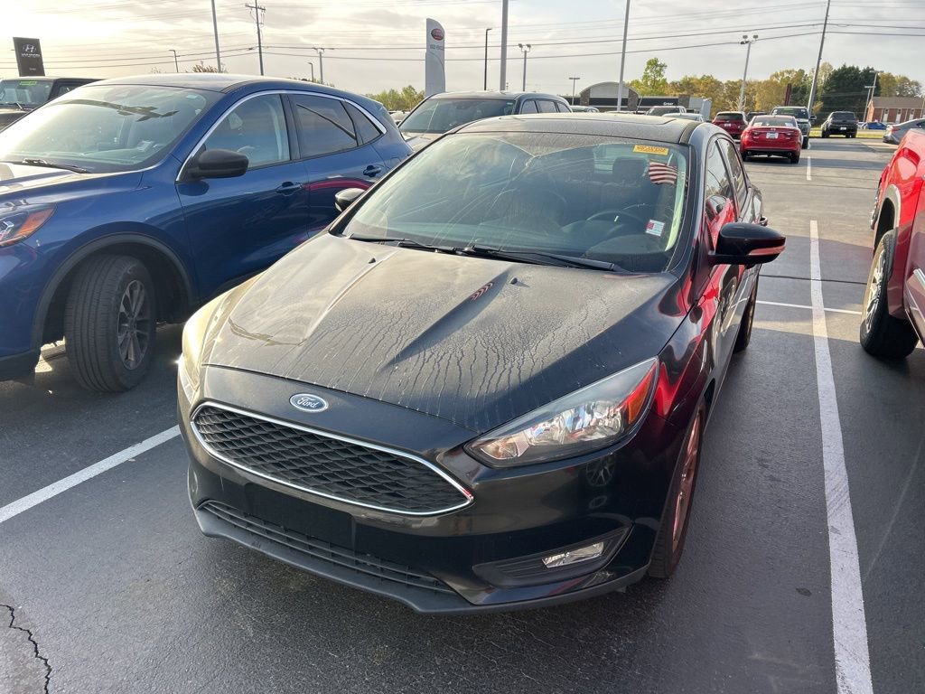 Used 2015 Ford Focus SE w/ Equipment Group 201A image 11