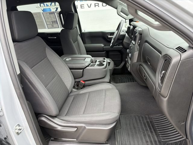 Used 2024 Chevrolet Silverado 1500 Custom w/ Turbomax Blackout Package AWD/4WD image 25