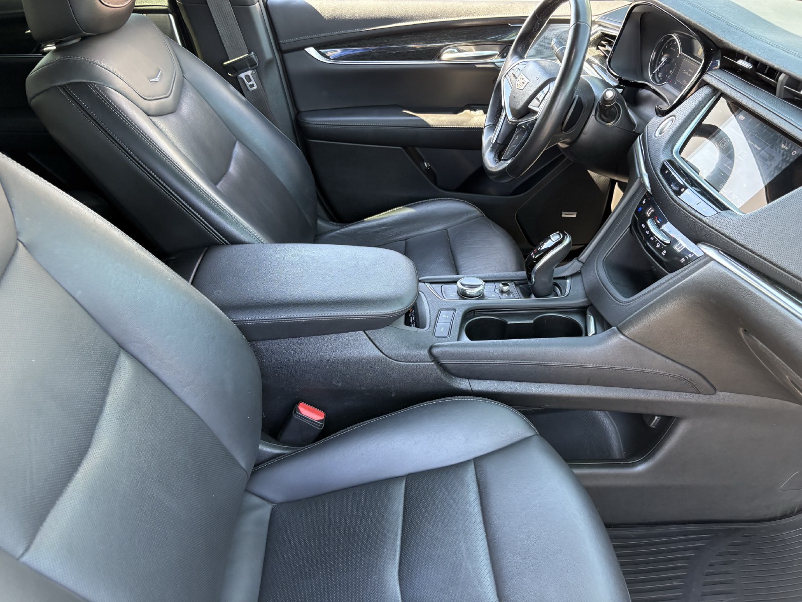 Used 2021 Cadillac XT5 Premium Luxury FWD image 13