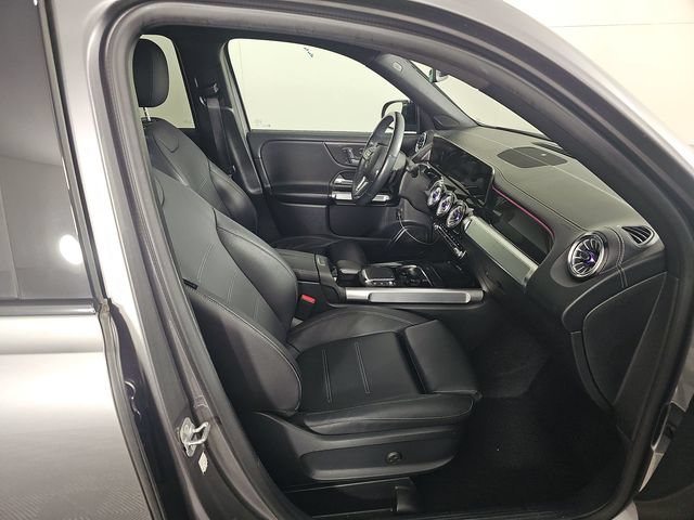 Used 2023 Mercedes-Benz GLB 250 image 12