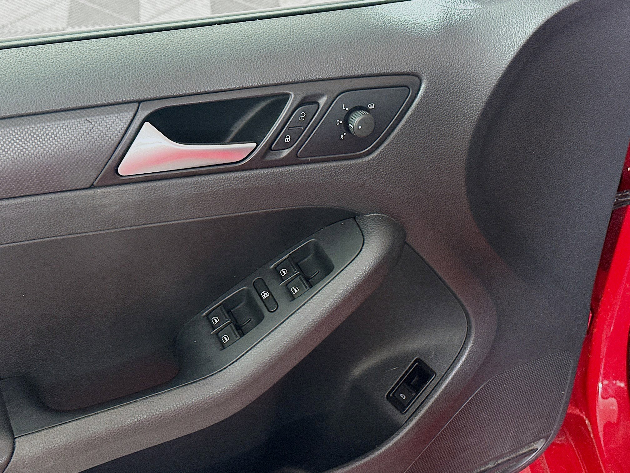 Used 2014 Volkswagen Jetta SE image 15