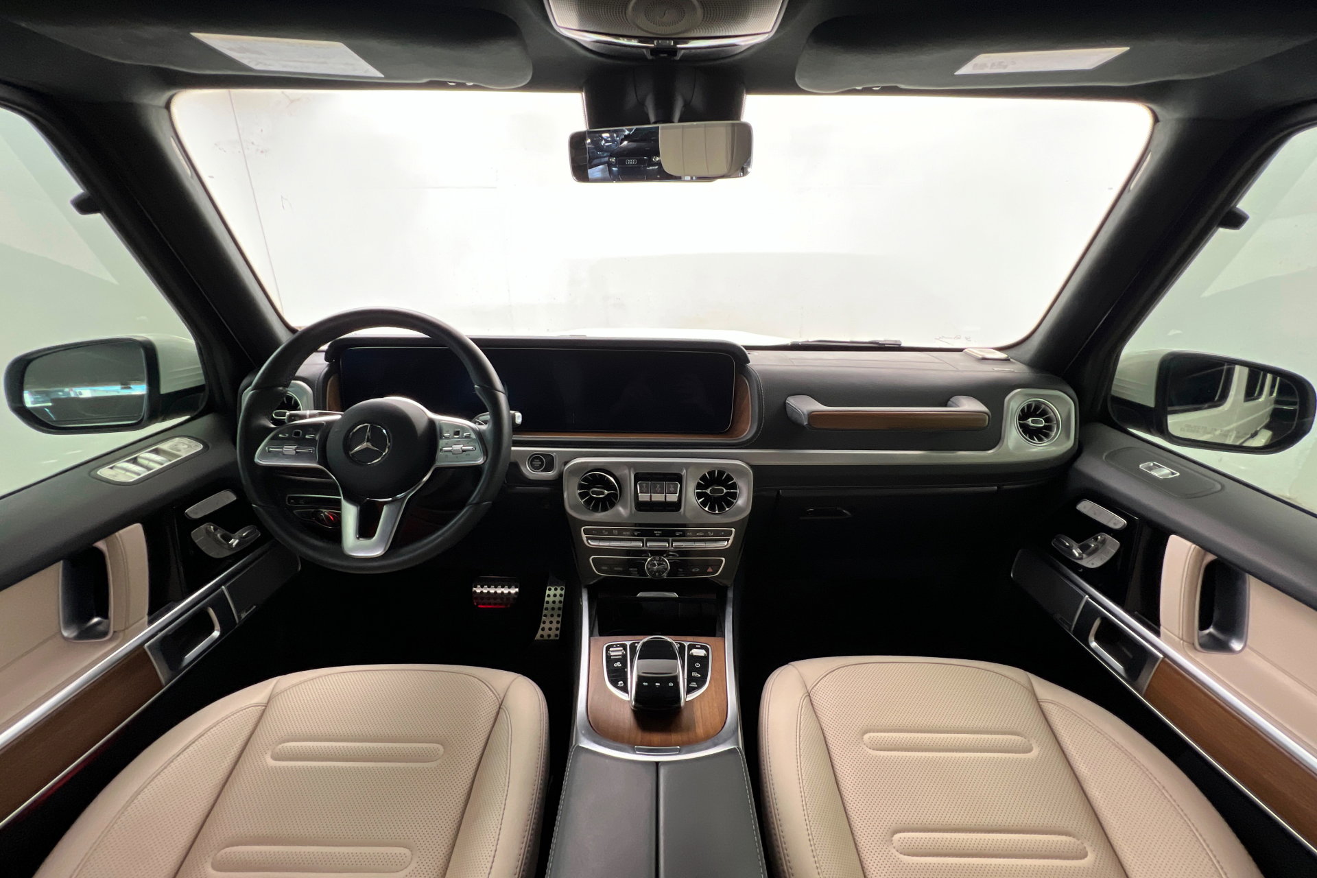 Used 2024 Mercedes-Benz G 550 image 9