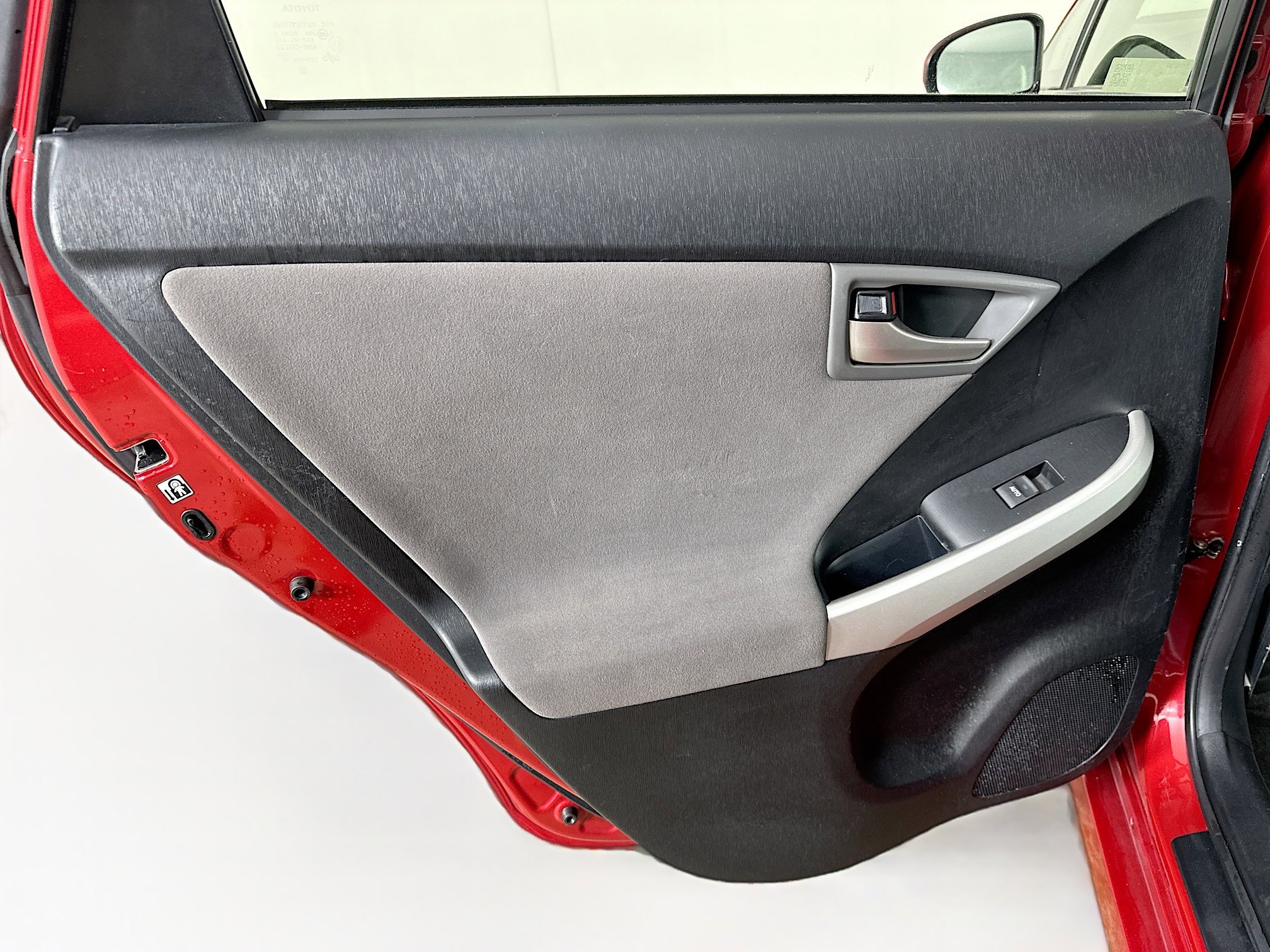 Used 2014 Toyota Prius Two image 24