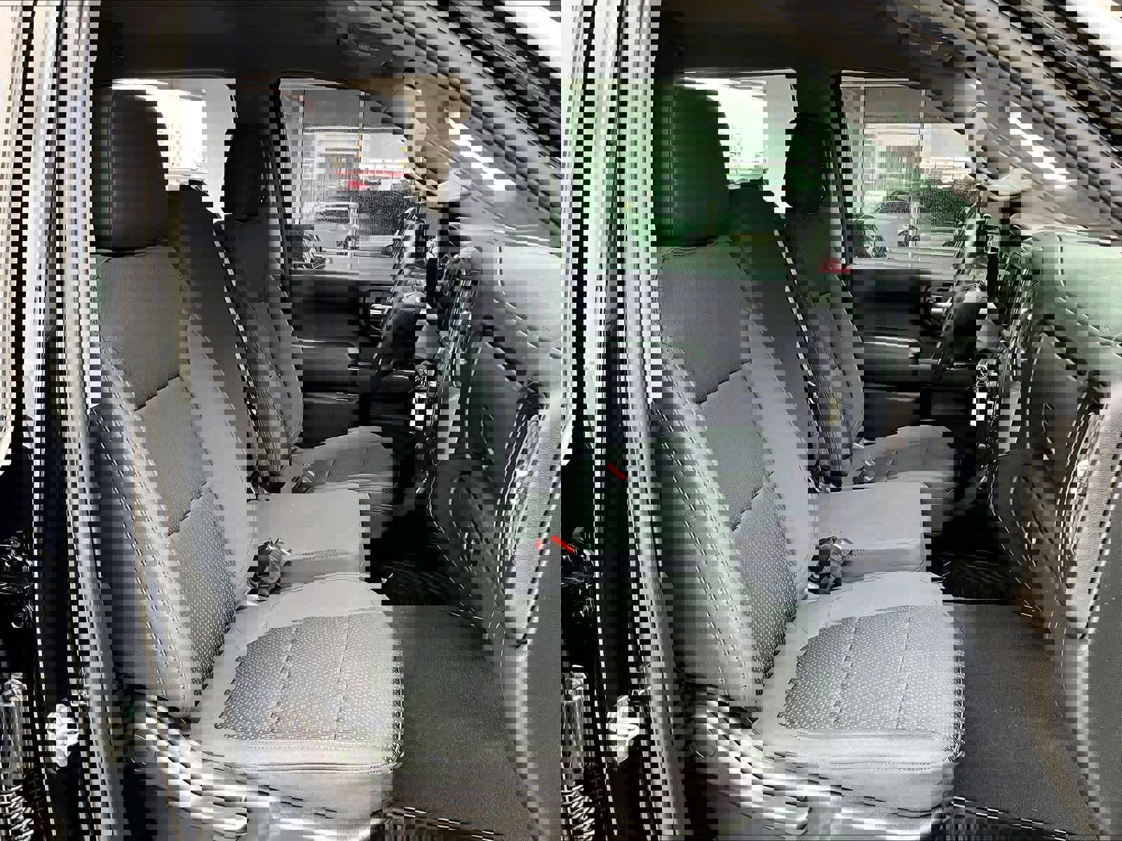 Used 2023 Chevrolet Silverado 2500 Custom w/ Custom Value Package image 11